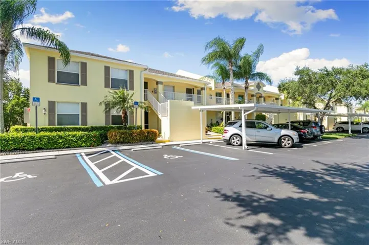 1366 Mainsail Dr 1515, Naples, Florida 34114