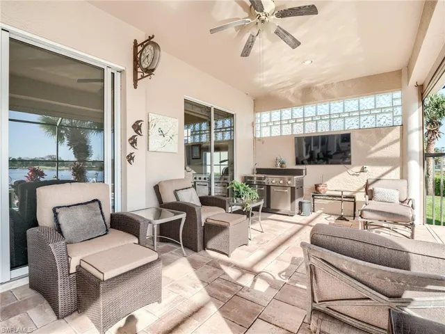 Outdoor kitchen and lounge area