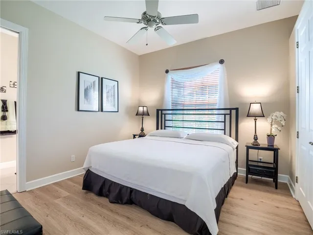 Guest bedroom 3 next to pool bath
