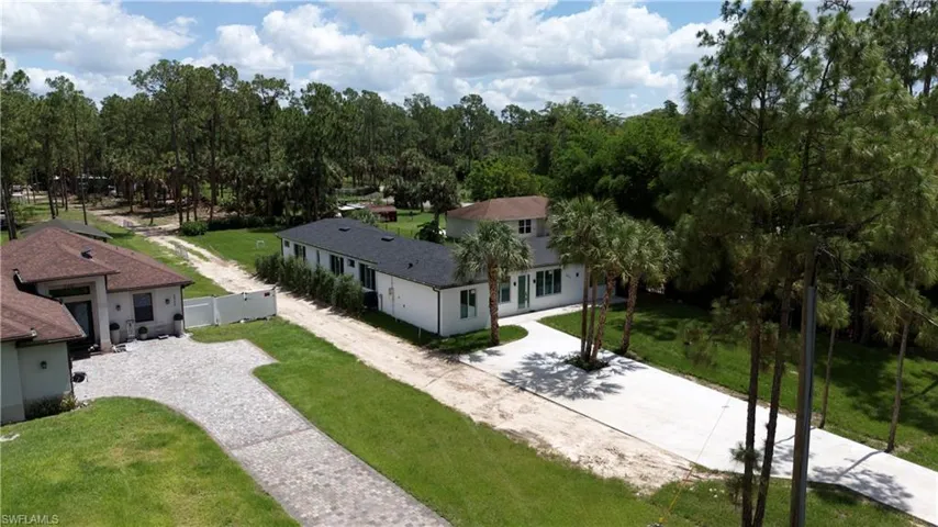 2931 16th Ave Ne, Naples, Florida 34120