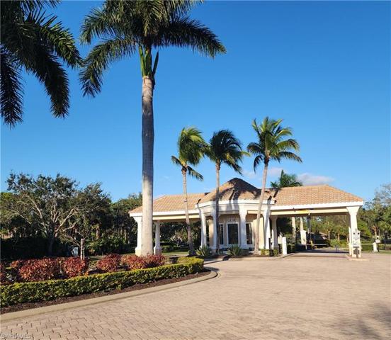 2 Gated Entrances To Bridgetown