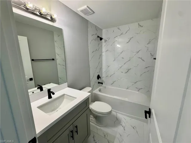 719 Ledge St, Lehigh Acres, Florida 33972