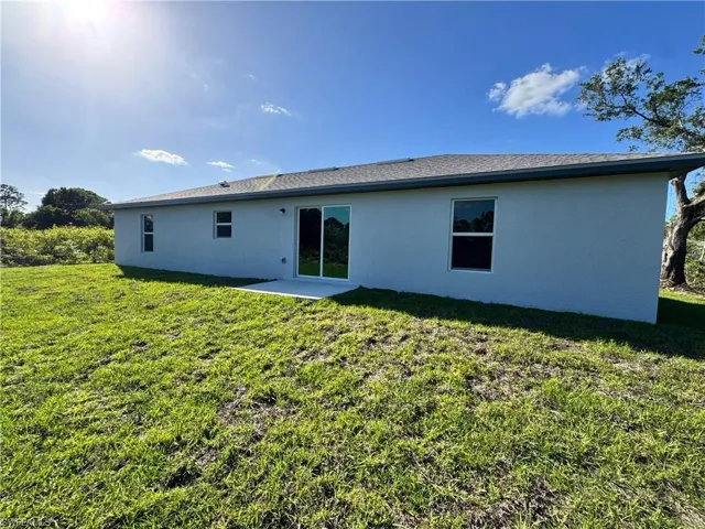 719 Ledge St, Lehigh Acres, Florida 33972