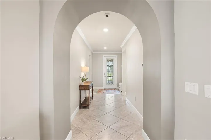 9205 Bexley Dr, Fort Myers, Florida 33967