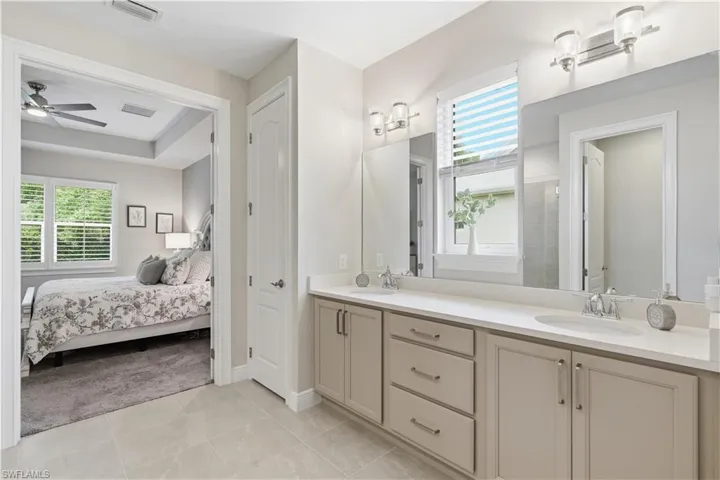14796 Windward Ln, Naples, Florida 34114