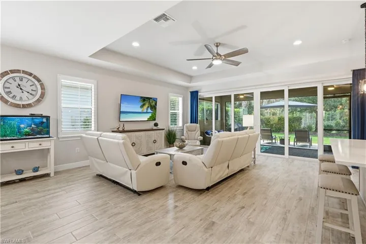 14796 Windward Ln, Naples, Florida 34114