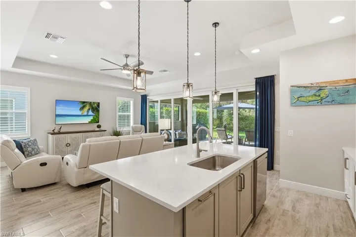 14796 Windward Ln, Naples, Florida 34114