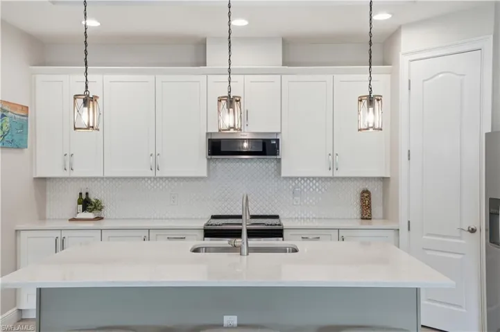 14796 Windward Ln, Naples, Florida 34114
