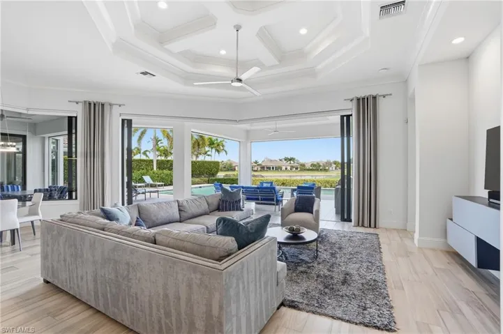 4150 Cortland Way, Naples, Florida 34119