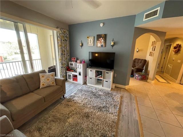 3969 Pomodoro CIR # 201, CAPE CORAL FL 33909