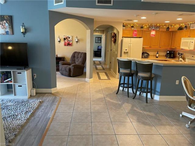 3969 Pomodoro CIR # 201, CAPE CORAL FL 33909