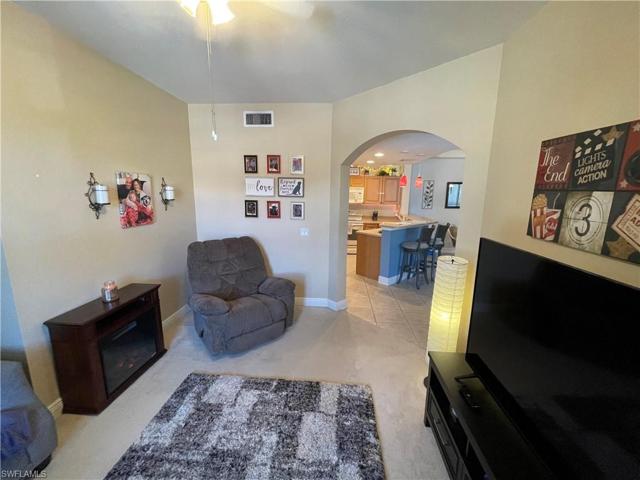 3969 Pomodoro CIR # 201, CAPE CORAL FL 33909