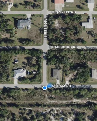 Aerial map of property and surrounding area