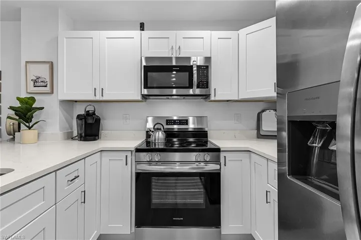 1803 Samantha Gayle Way 109, Cape Coral, Florida 33914