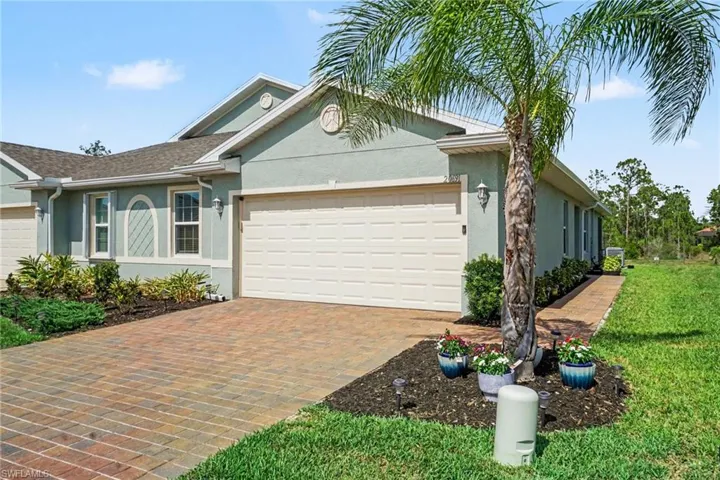 20691  Plumwood  LOOP, North Fort Myers, FL 33917