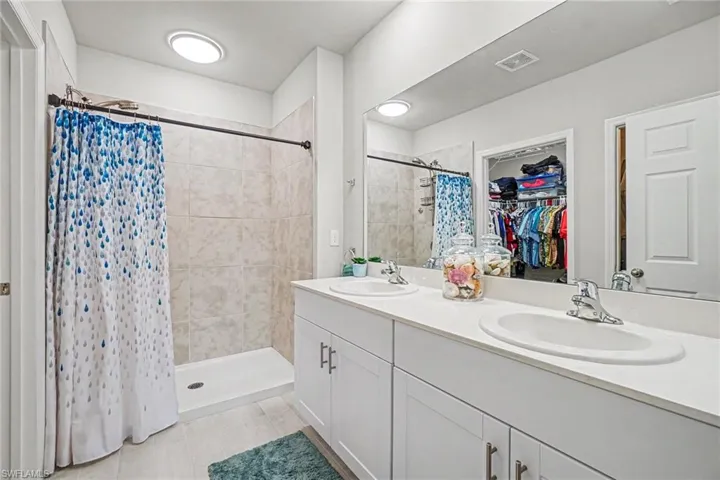 20691  Plumwood  LOOP, North Fort Myers, FL 33917