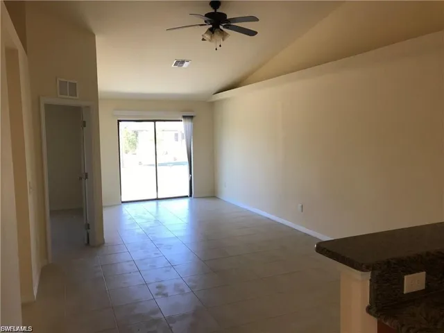 1020 Se 24th Ave, Cape Coral, Florida 33990