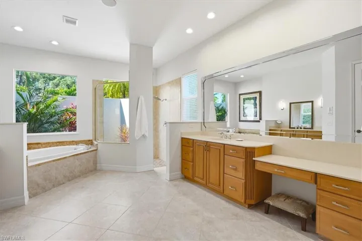 7984 Tiger Lily Dr, Naples, Florida 34113