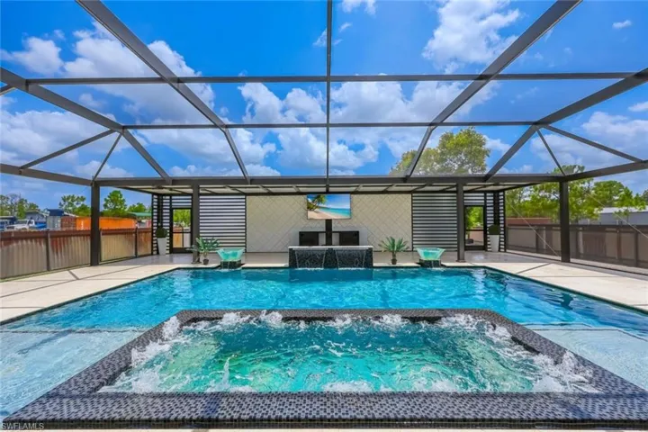 2968 41st Ave Ne, Naples, Florida 34120