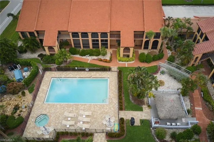Bird's eye view of a pool area