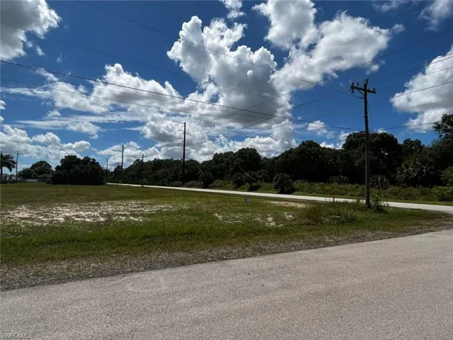 3429 Andalusia Blvd, Cape Coral, Florida 33909