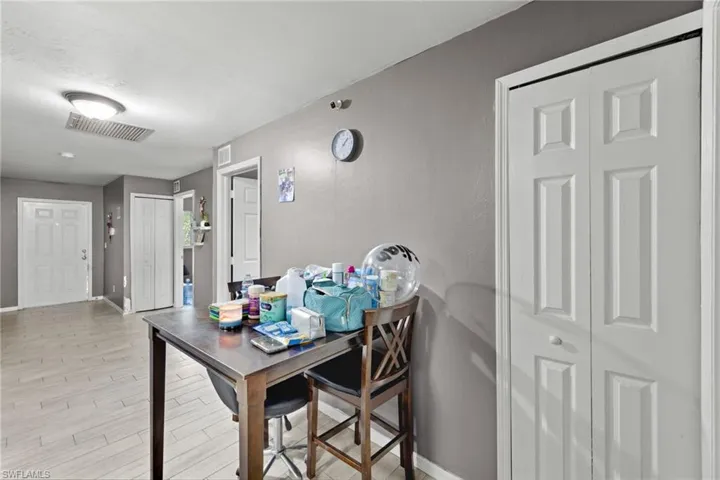 5315 27th St Sw, Lehigh Acres Fl 33973