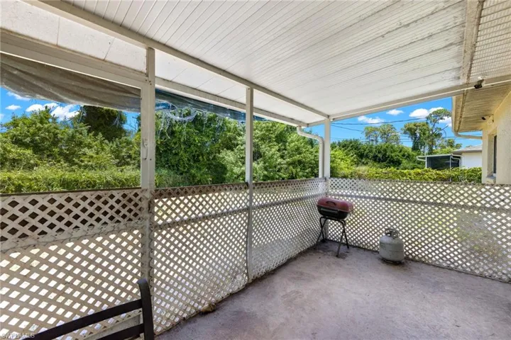 5315 27th St Sw, Lehigh Acres Fl 33973