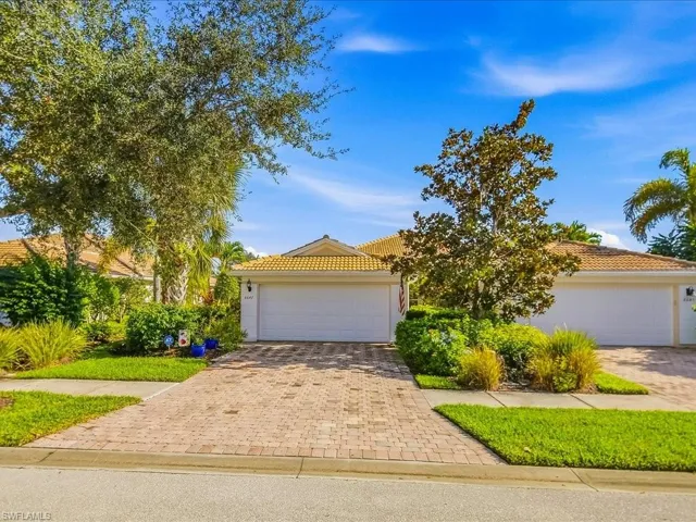 8647 Genova Ct, Naples, Florida 34114