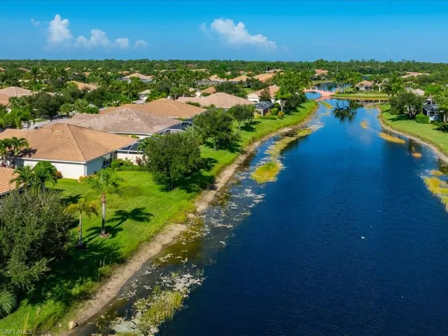8647 Genova Ct, Naples, Florida 34114