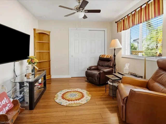 8647 Genova Ct, Naples, Florida 34114