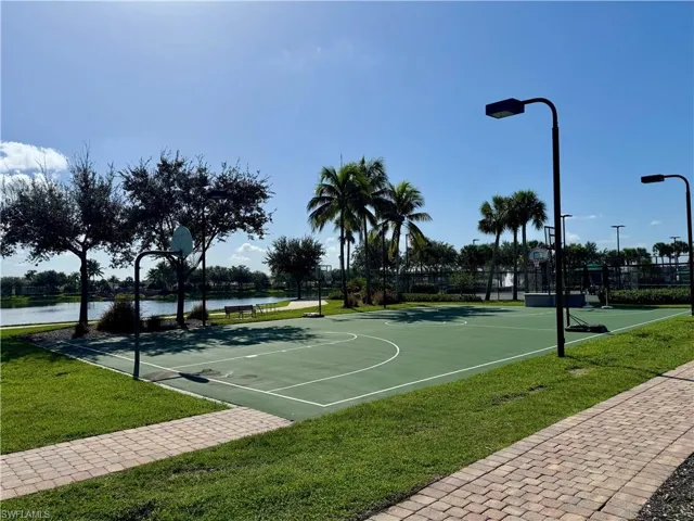 8647 Genova Ct, Naples, Florida 34114