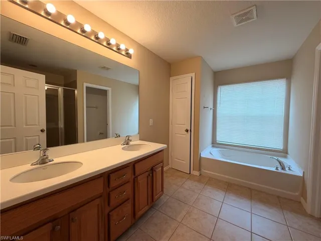 8360 Silver Birch Way, Lehigh Acres, Florida 33971