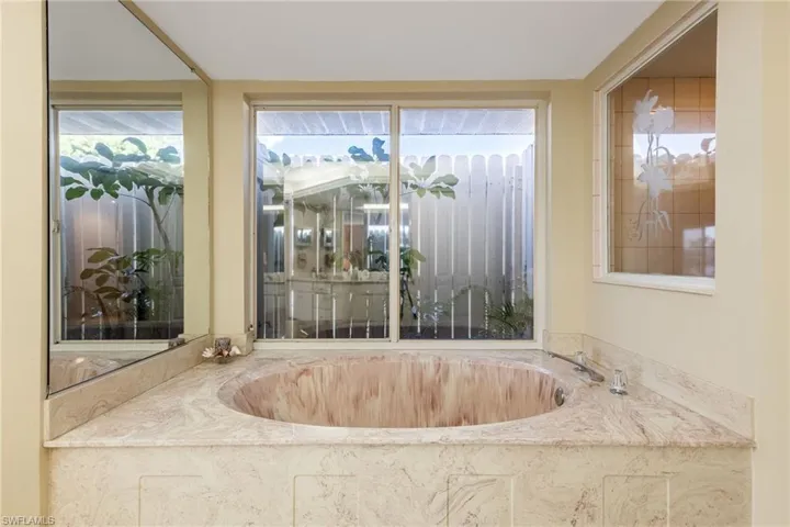 4406 Se 19th Ave, Cape Coral, Florida 33904