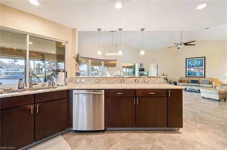 4406 Se 19th Ave, Cape Coral, Florida 33904