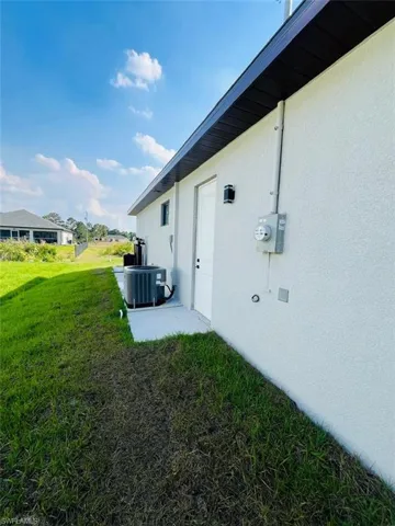 2815  23rd W ST, Lehigh Acres, FL 33971