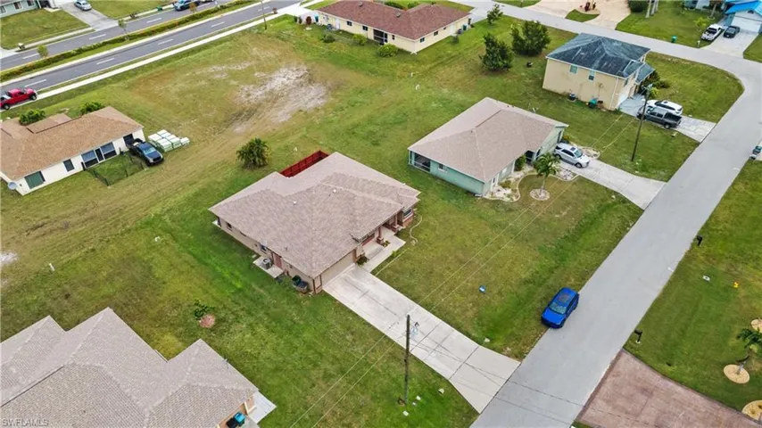 Aerial view featuring a residential view