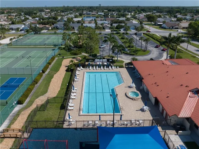 View of birds eye view of property
