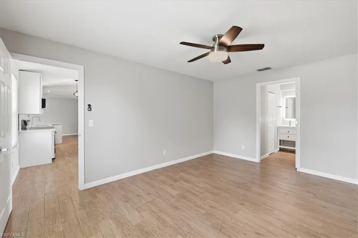 3432 Sw 14th Pl, Cape Coral, Florida 33914