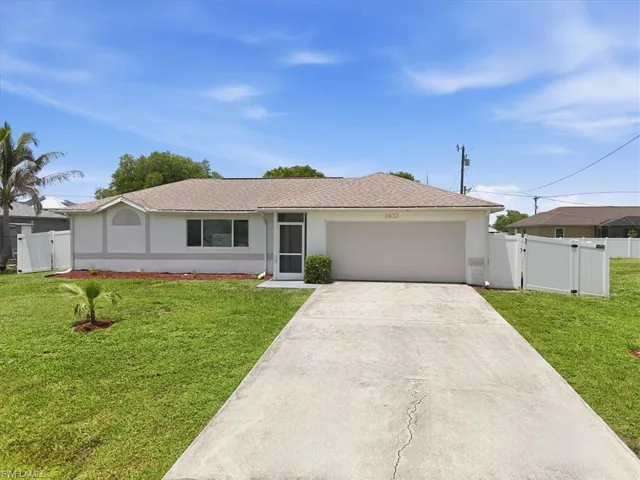 3432 Sw 14th Pl, Cape Coral, Florida 33914