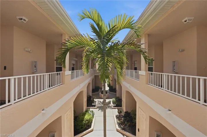 1096 Woodshire Ln C202, Naples, Florida 34105