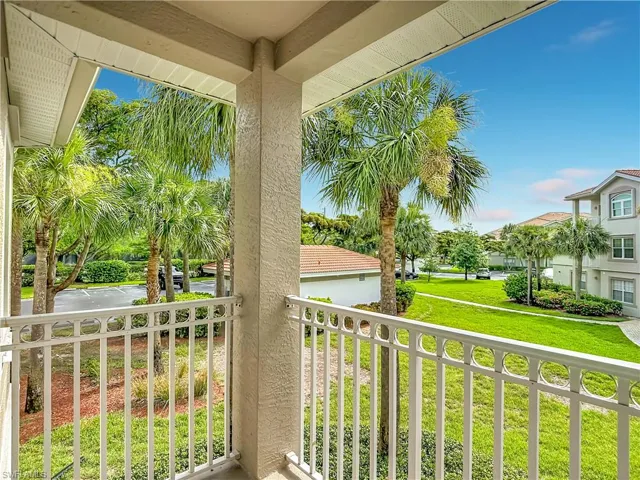 15625 Ocean Walk Cir 206, Fort Myers, Florida 33908