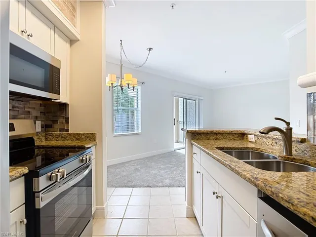15625 Ocean Walk Cir 206, Fort Myers, Florida 33908