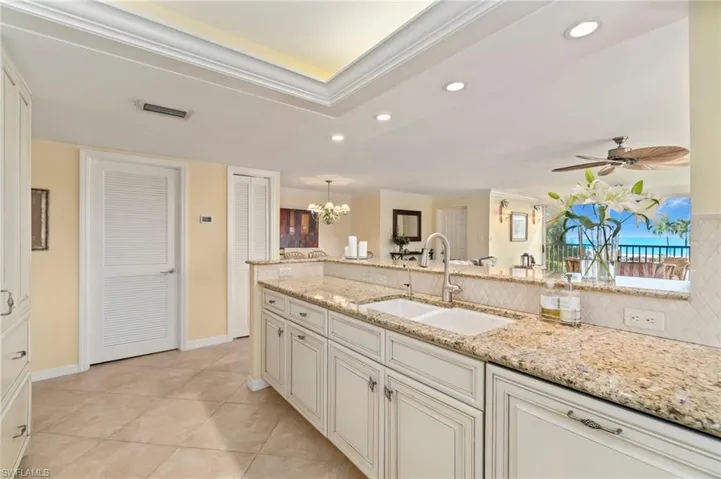 3483  Gulf Shore N BLVD, Naples, FL 34103