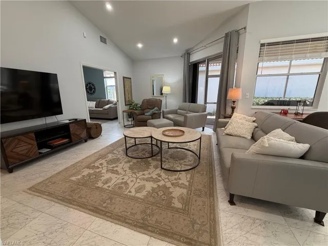 5950  Almaden  DR, Naples, FL 34119