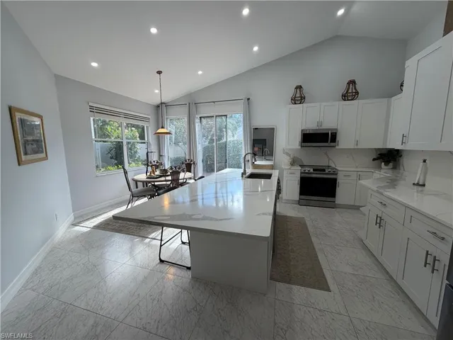 5950  Almaden  DR, Naples, FL 34119