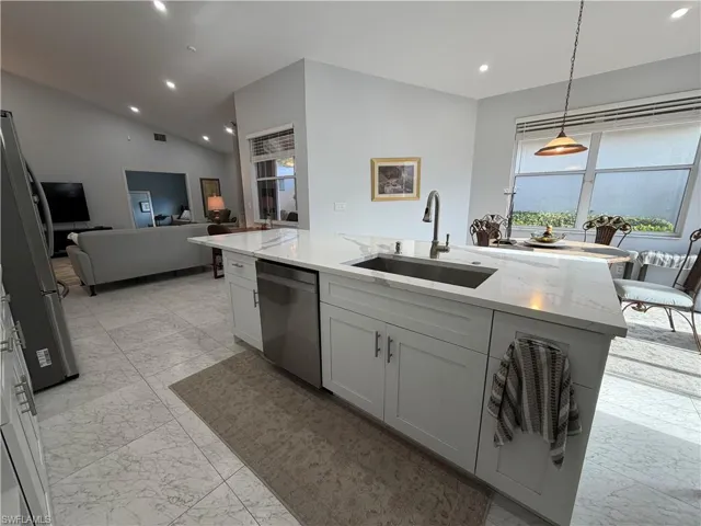 5950  Almaden  DR, Naples, FL 34119