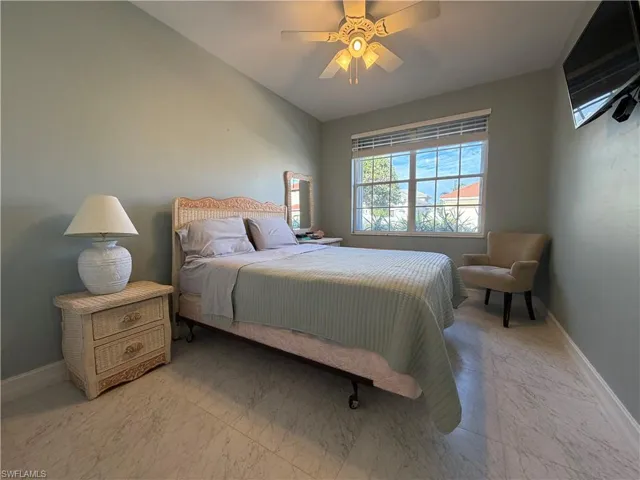 5950  Almaden  DR, Naples, FL 34119