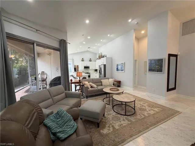 5950  Almaden  DR, Naples, FL 34119
