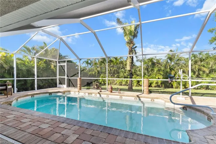 125 Sw 22nd Ter, Cape Coral Fl 33991
