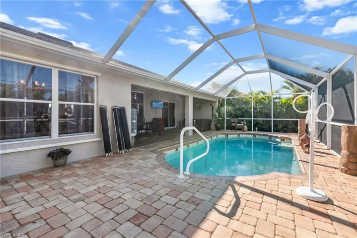 125 Sw 22nd Ter, Cape Coral Fl 33991